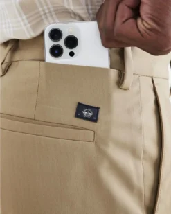 Dockers® Signature Straight Fit Go Khakis 9 Dockers® Signature Straight Fit Go Khakis -Fashion Clothing Dockers Signature Straight Fit Go Khakis HARVGOLD 4 46762.1718813025