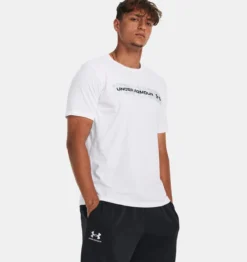 Under Armour UA® Camo Chest Stripe Tee 9 Under Armour UA® Camo Chest Stripe Tee -Fashion Clothing UA Camo Chest Stripe Tee WHITE 2 55482.1710857001