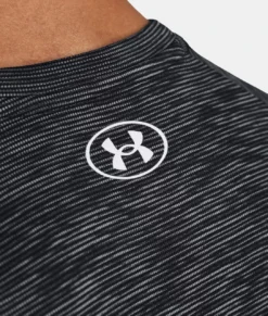 Under Armour UA® Tech™ Textured Short Sleeve -Fashion Clothing UA Tech Textured Short Sleeve BLACK 4 98988.1711562218