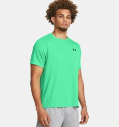 Under Armour UA® Tech™ Textured Short Sleeve -Fashion Clothing UA Tech Textured Short Sleeve VAPGREEN 2 43953.1711562202