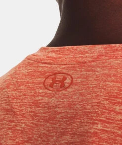 Under Armour UA® Tech™ Twist Big Gel Logo Tee -Fashion Clothing UA Tech Twist Big Gel Logo Tee FRORANG 4 29493.1710524032